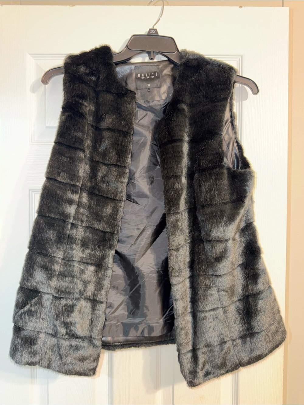 MOHITO Collection Charcoal Black Faux Fur Paneled Vest M Y2K